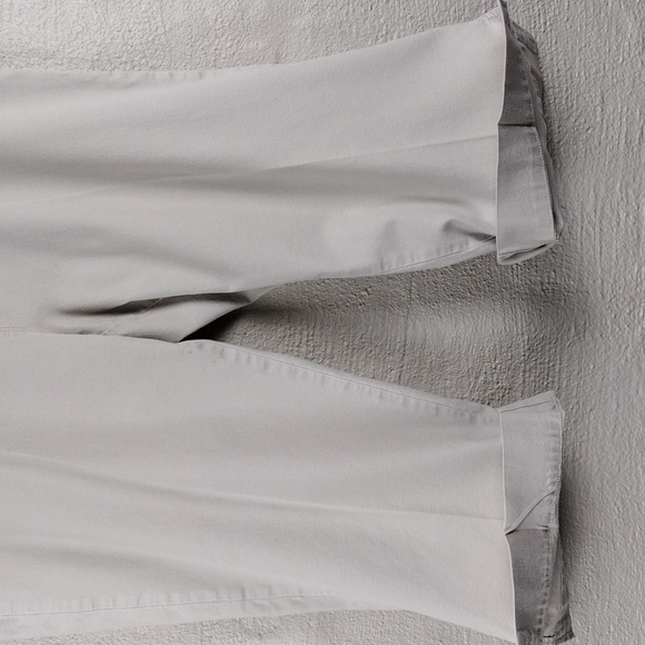 Woolrich Cotton Stone High Rise Zipper Front Straight Leg Casual Capris Pant - Picture 4 of 15